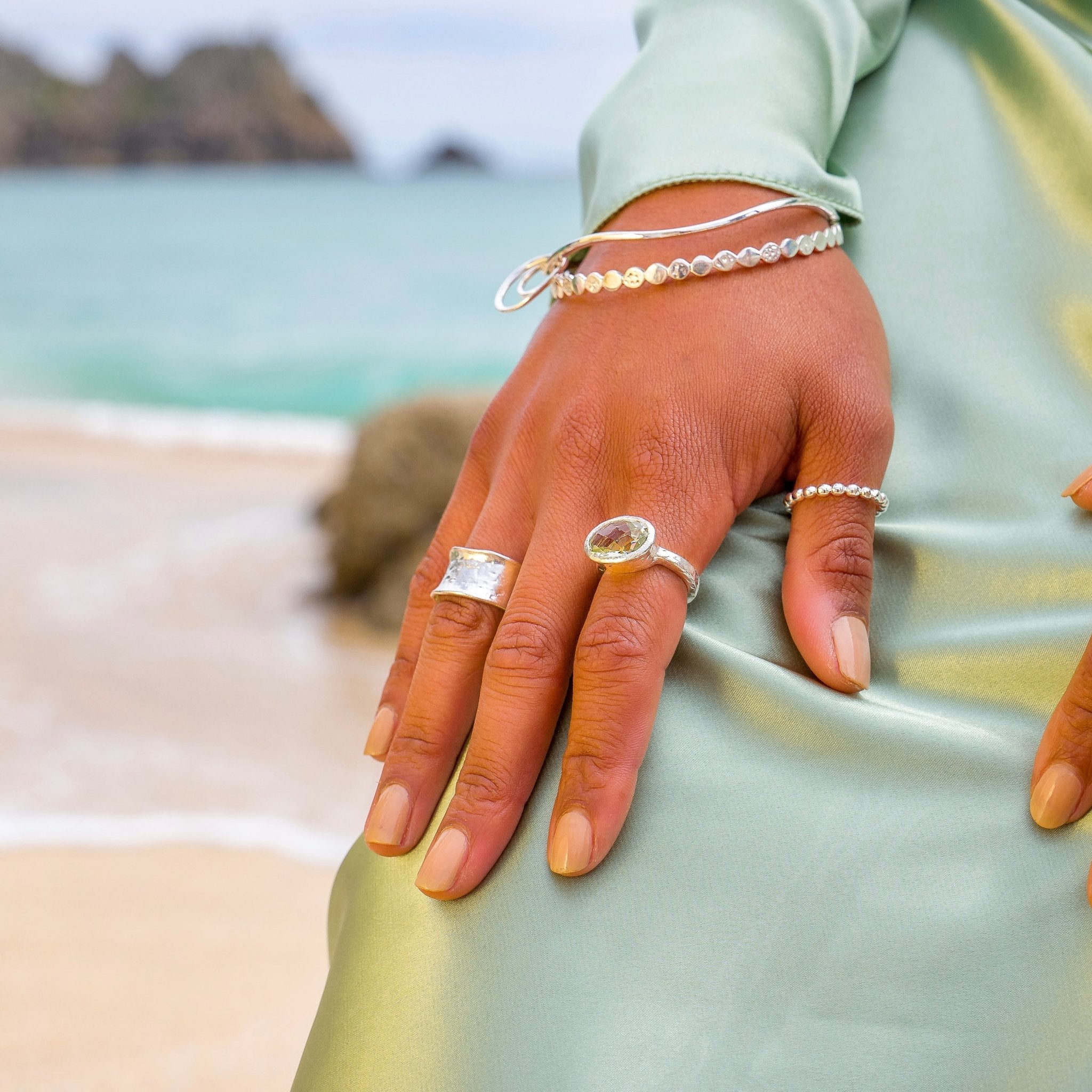 Sea Glass Engagement Ring | Custom Contouring Wedding Band | Sea glass  jewelry diy, Beachglass jewelry, Glass rings